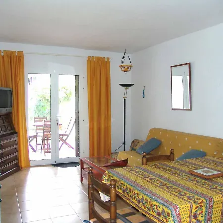 Nueva Playa B2 公寓